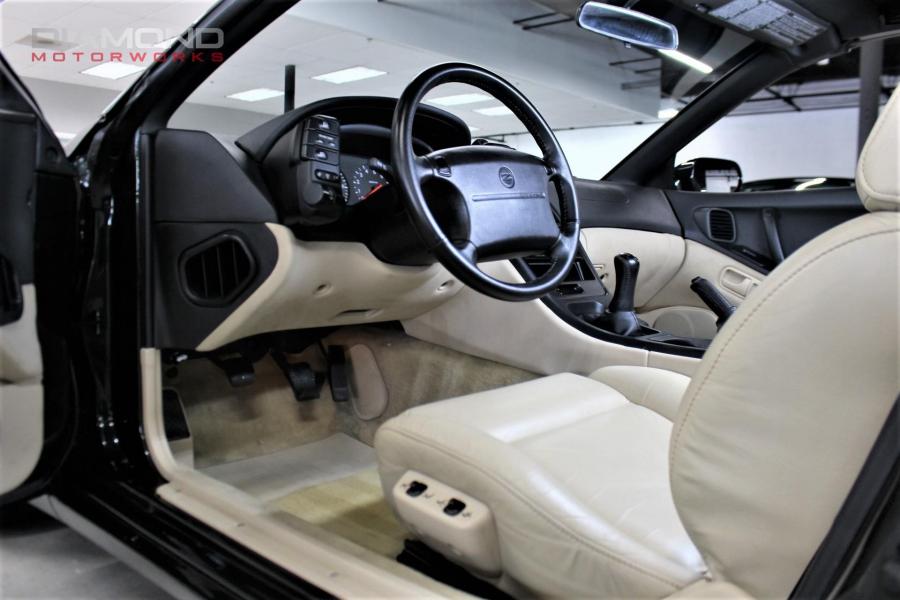 Интерьер Nissan 300ZX Convertible 1994 года  (фото 7 из 66)
